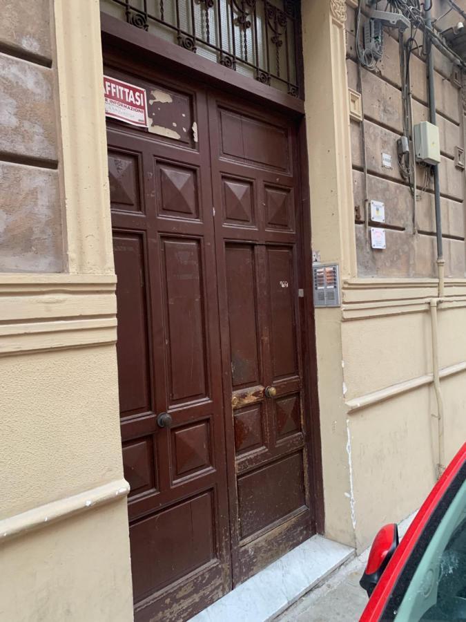 Al Centro Di Tutto Lägenhet Palermo Exteriör bild